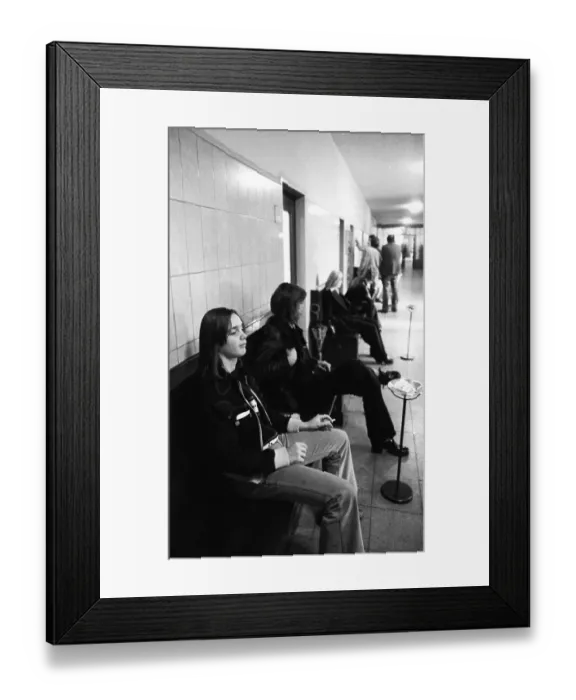Framed Print : Unemployed or without an apprenticeship after leaving school was not uncommon in the 1970s Framed Print : Unemployed or without an apprenticeship after leaving school was not uncommon in the 1970s