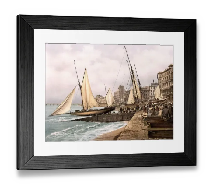 Framed Print : Yacht setting sail, Hastings, in the county of East Sussex on the Strait of Dover in south-east England