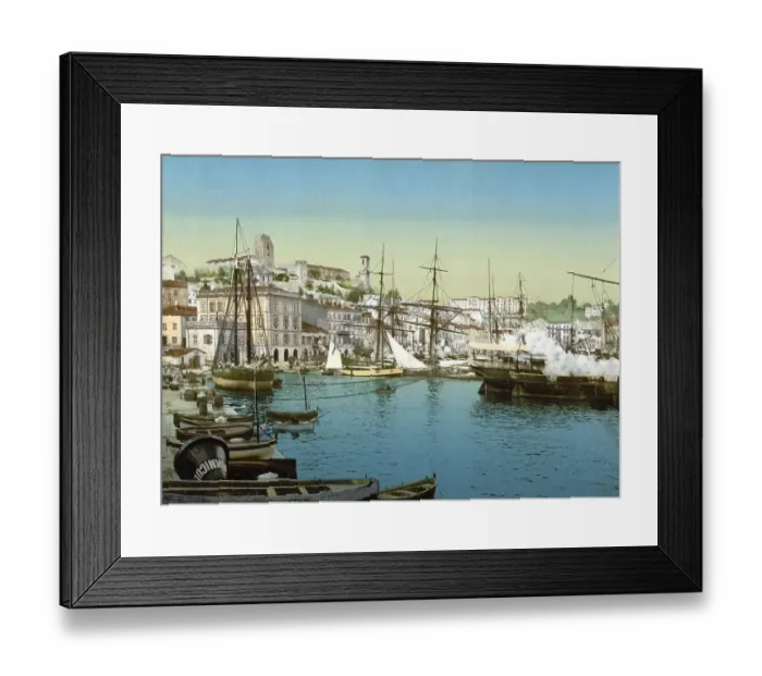 Framed Print : Harbour of Cannes on the Cote d'Azur Framed Print : Harbour of Cannes on the Cote d'Azur