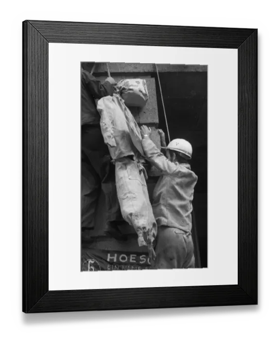 Framed Print : With a siege and temporary occupation of the Hoesch AG headquarters on 11