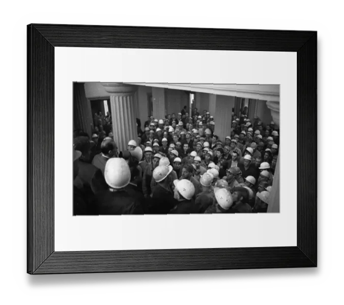 Framed Print : With a siege and temporary occupation of the Hoesch AG headquarters on 11