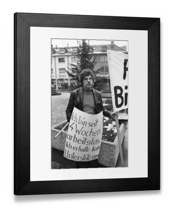 Framed Print : Young unemployed people demonstrated against unemployment and apprenticeship cuts in Solingen