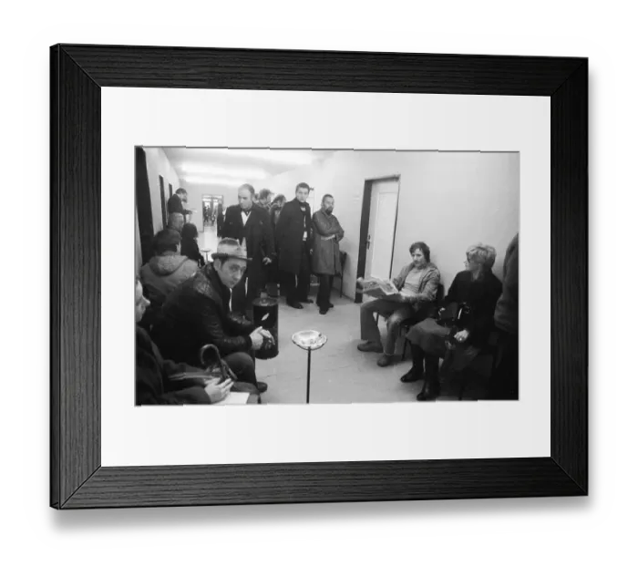 Framed Print : Large crowd of unemployed people at the labour office on 23
