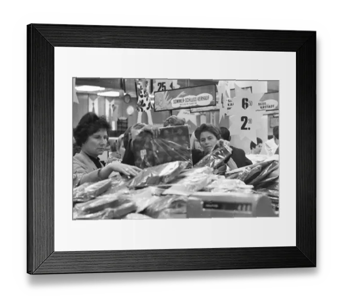 Framed Print : DEU, Germany, Dortmund: Personalities from politics Framed Print : DEU, Germany, Dortmund: Personalities from politics