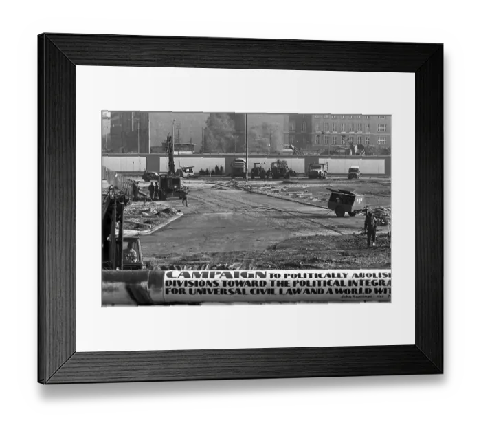 Framed Print : Fall of the Berlin Wall, Berlin, Germany, Europe