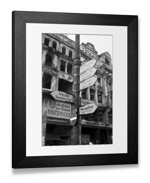 Framed Print : Leipzig Fair, Messewegweiser vor Ruinen Framed Print : Leipzig Fair, Messewegweiser vor Ruinen
