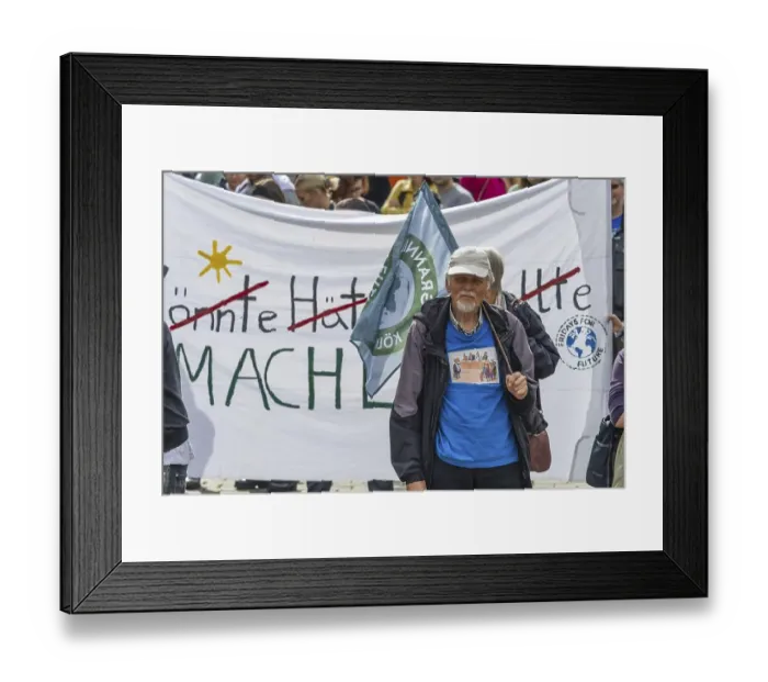 Framed Print : Fridays for Future demonstration on 25 September 2022 in Cologne