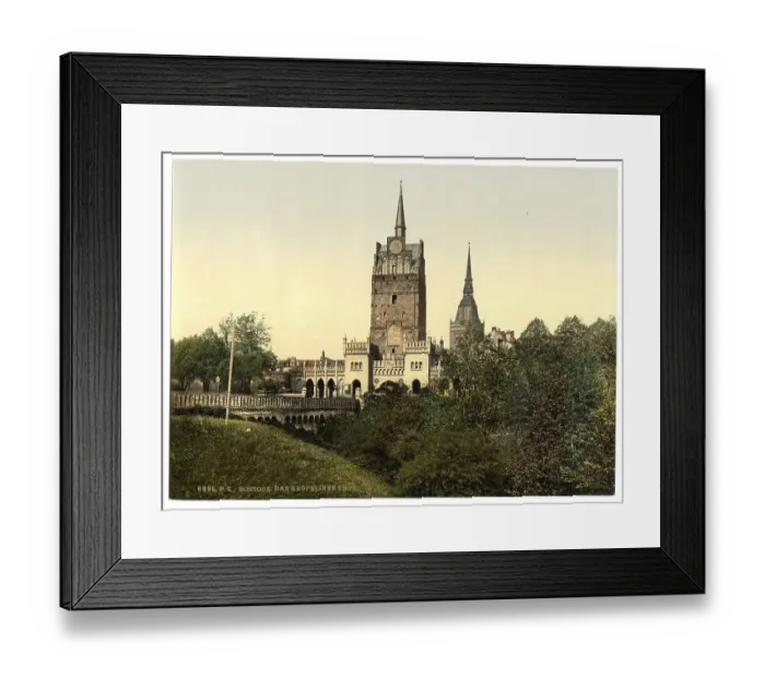 Framed Print : The Kroepeliner Tor in Rostock Framed Print : The Kroepeliner Tor in Rostock