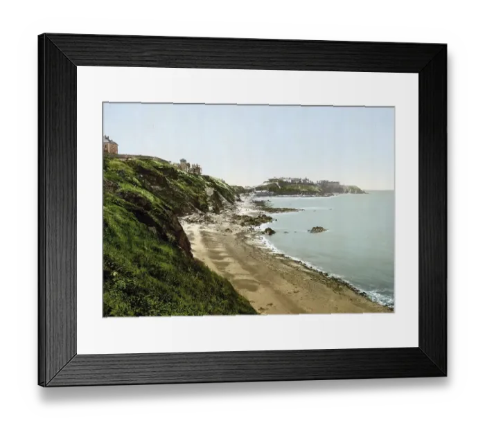 Framed Print : Falaises de Donville beach, Granville in Normandy