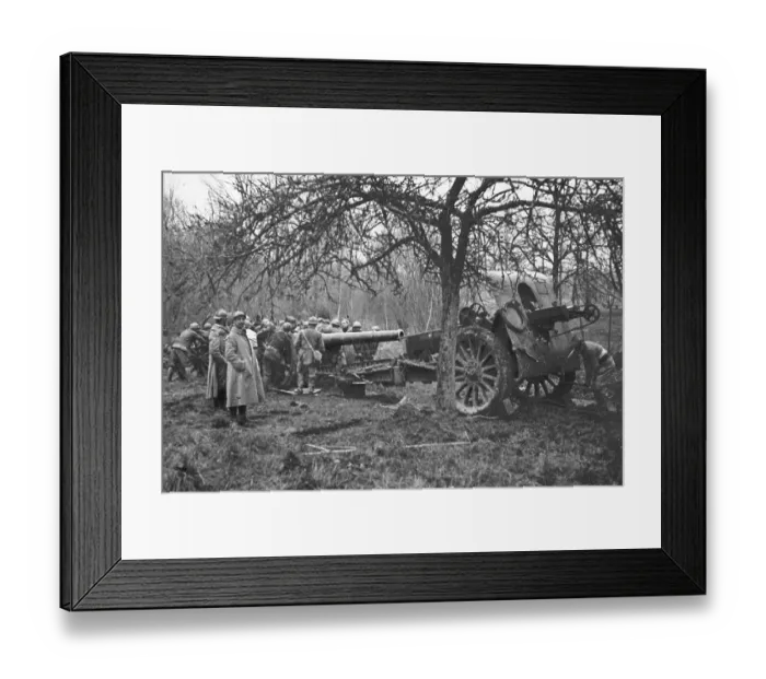 Framed Print : Preparation of a battery of 155 Framed Print : Preparation of a battery of 155