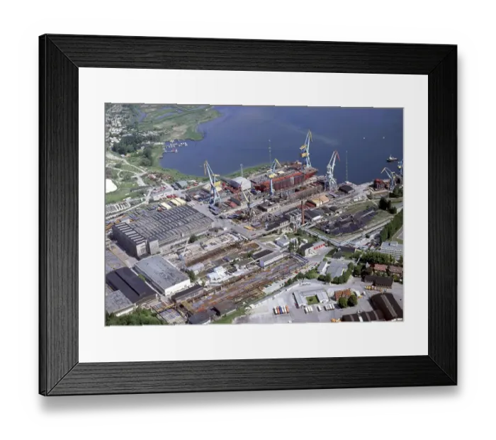 Framed Print : Historical aerial view of the shipyard in Wismar Framed Print : Historical aerial view of the shipyard in Wismar
