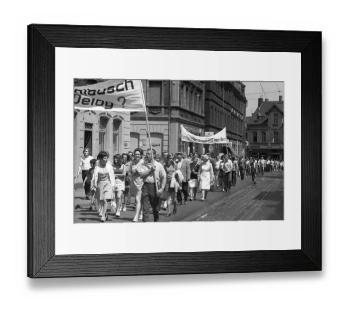 Framed Print : With black flags, mourning and anger Framed Print : With black flags, mourning and anger