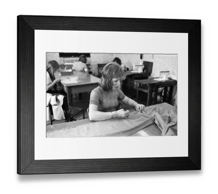 Framed Print : Retrainee after unemployment at the Emscher colliery on 14