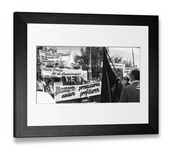 Framed Print : Farmers marched with their tractors to a protest in Aachen on 17