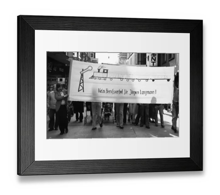 Framed Print : The Dortmund Regional Court's court hearing against train conductor Hans-Juergen Langmann was accompanied by