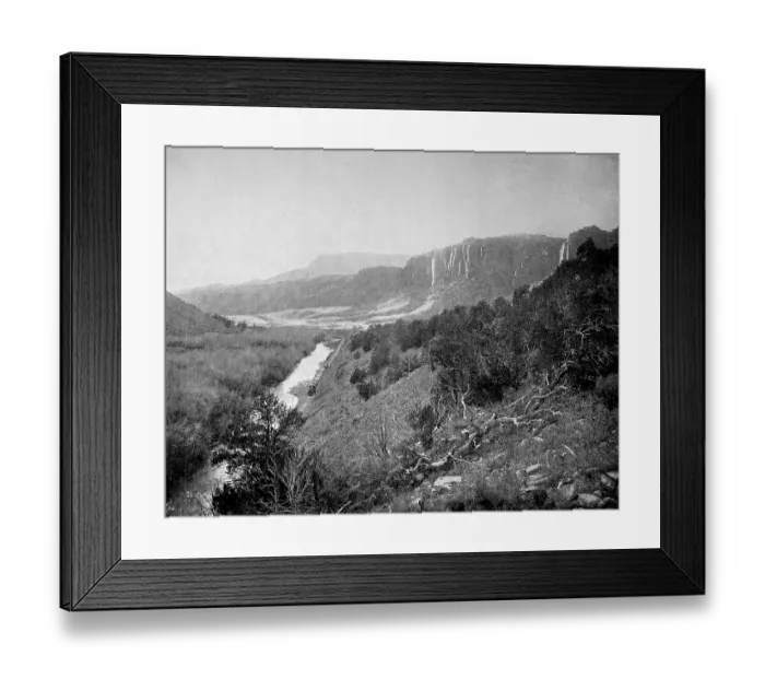 Framed Print : Landscape and the rocky mountains of the Red Canon Framed Print : Landscape and the rocky mountains of the Red Canon