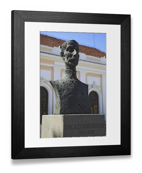 Framed Print : Statue of Alexandru Averescu, Romanian general and several times Prime Minister