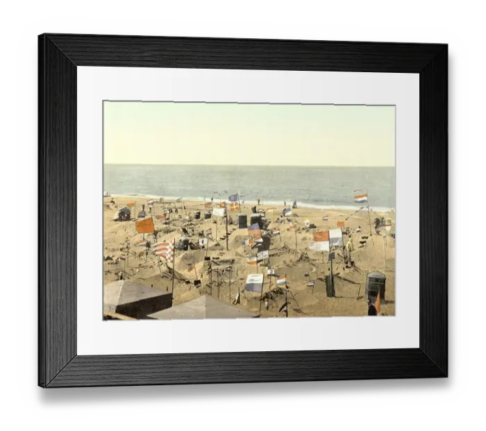 Framed Print : Sandcastles on the North Sea beach in Westerland