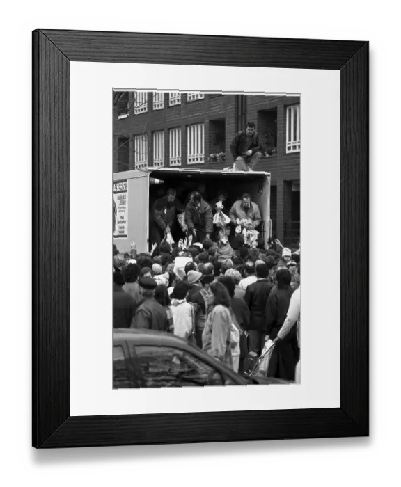 Framed Print : Fall of the Berlin Wall Framed Print : Fall of the Berlin Wall