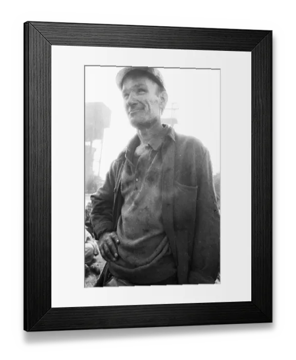 Framed Print : The spontaneous strike, here on 10