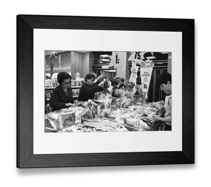 Framed Print : DEU, Germany, Dortmund: Personalities from politics Framed Print : DEU, Germany, Dortmund: Personalities from politics