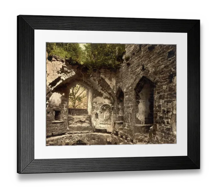 Framed Print : Goodrich Castle is a medieval castle ruin from Norman times Framed Print : Goodrich Castle is a medieval castle ruin from Norman times
