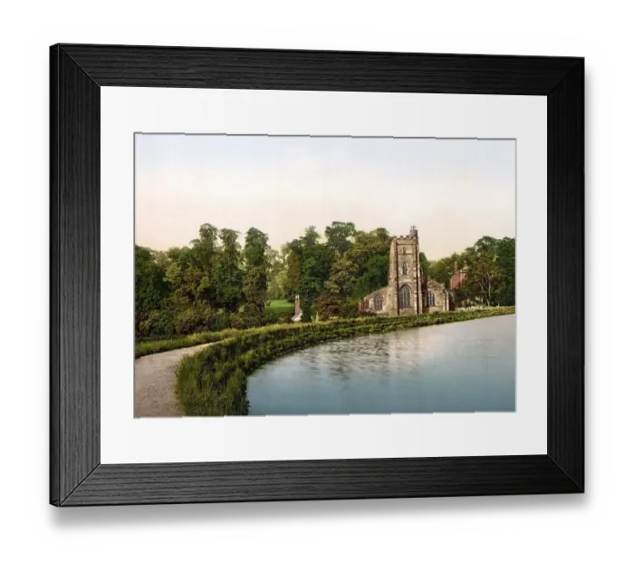 Framed Print : St Chad's church of Lichfield Framed Print : St Chad's church of Lichfield