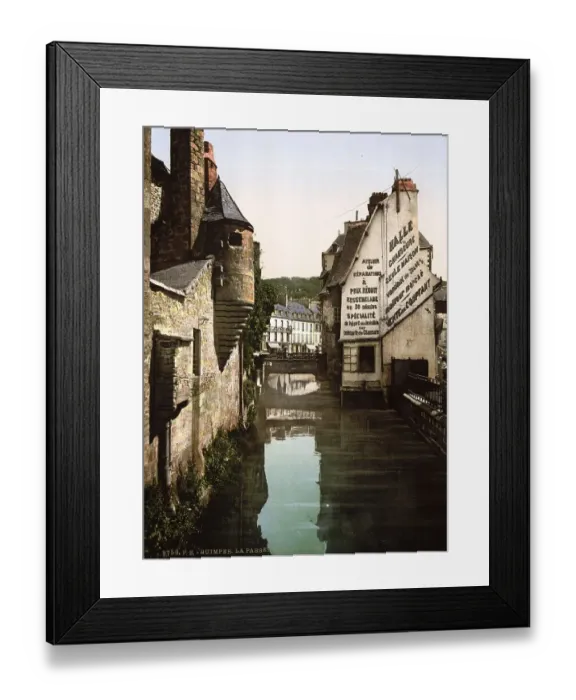 Framed Print : The pedestrian bridge over the Steir in Quimper