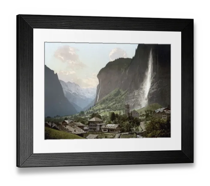 Framed Print : Jungfrau und Staubbach, Bernese Oberland Framed Print : Jungfrau und Staubbach, Bernese Oberland