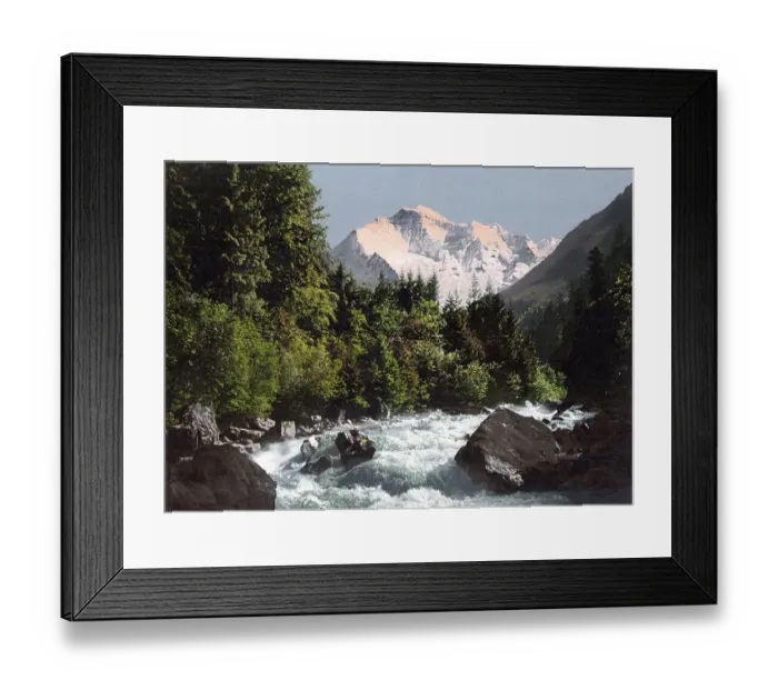 Framed Print : Jungfrau und Zweilutschine, Bernese Oberland Framed Print : Jungfrau und Zweilutschine, Bernese Oberland