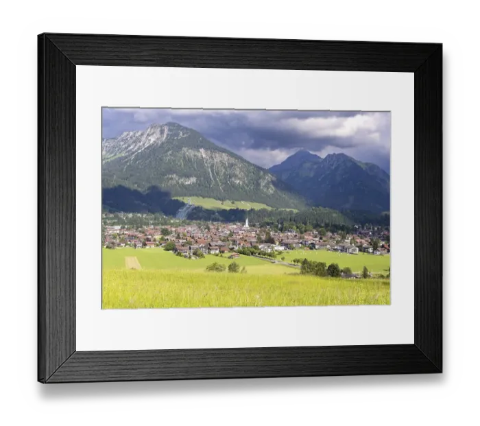 Framed Print : Oberstdorf, behind it the Schattenberg
