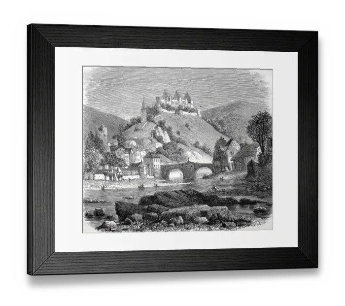 Framed Print : Ruin of Vianden Castle in Luxembourg Framed Print : Ruin of Vianden Castle in Luxembourg