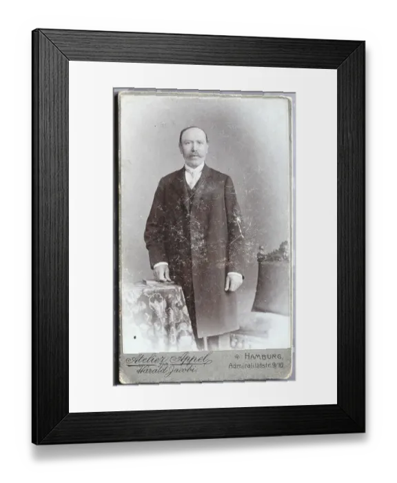 Framed Print : Man, teacher, visit format, Carte de Visite Framed Print : Man, teacher, visit format, Carte de Visite