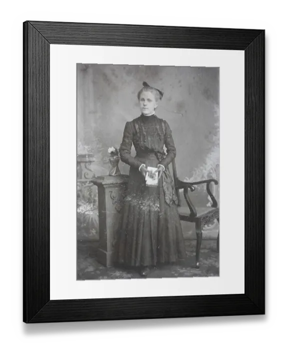 Framed Print : Woman in Sunday dress, visit format Framed Print : Woman in Sunday dress, visit format