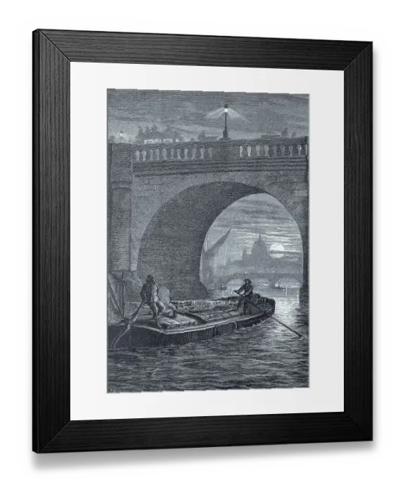 Framed Print : Waterloo Bridge over the Thames in the evening light