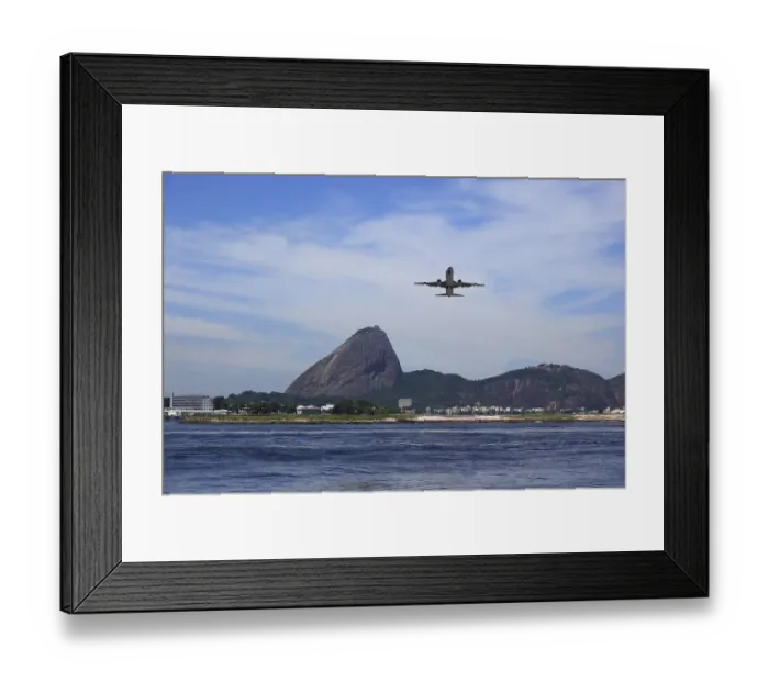 Framed Print : Aircraft on approach to Aeroporto Santos Dumont