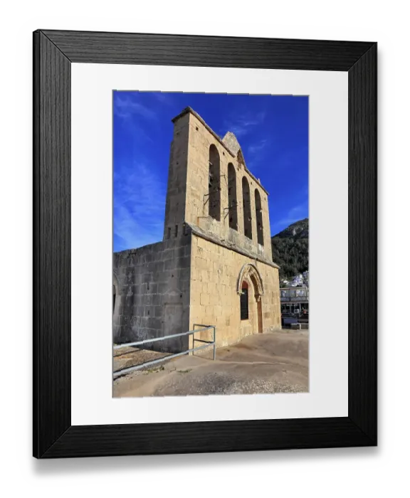 Framed Print : Bellapais Abbey, Beylerbeyi, Parts of a Gothic Monastery Ruin