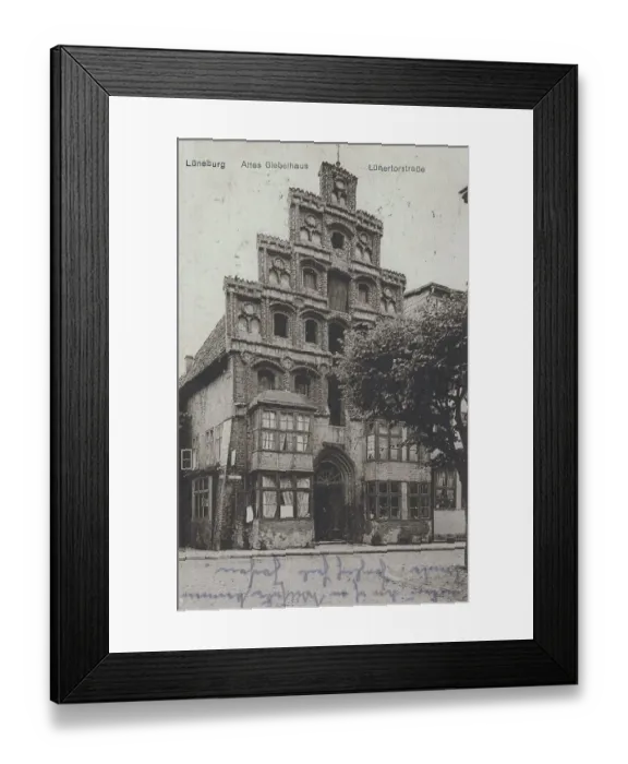 Framed Print : Old gabled house in Lueneburg, Lower Saxony