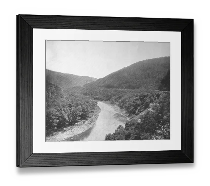Framed Print : United States of America, landscape on the Pennsylvania Railroad Framed Print : United States of America, landscape on the Pennsylvania Railroad