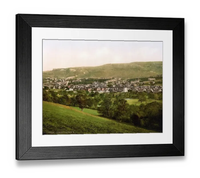 Framed Print : Ilkley, a spa town on the River Wharfe in West Yorkshire in northern England