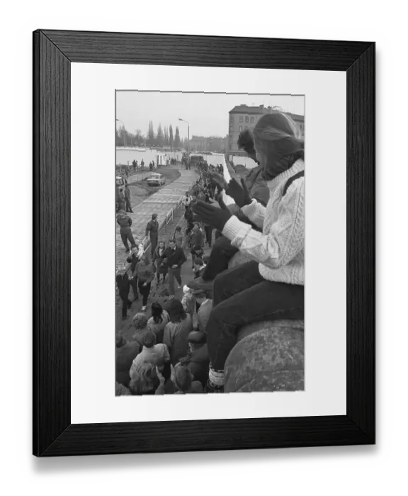 Framed Print : Fall of the Berlin Wall, Berlin, Germany, Europe