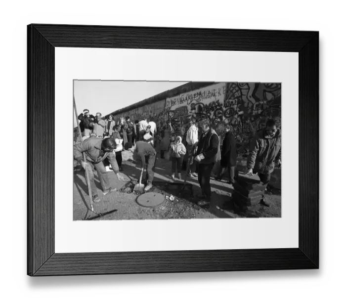 Framed Print : Fall of the Berlin Wall, Berlin, Germany, Europe Framed Print : Fall of the Berlin Wall, Berlin, Germany, Europe