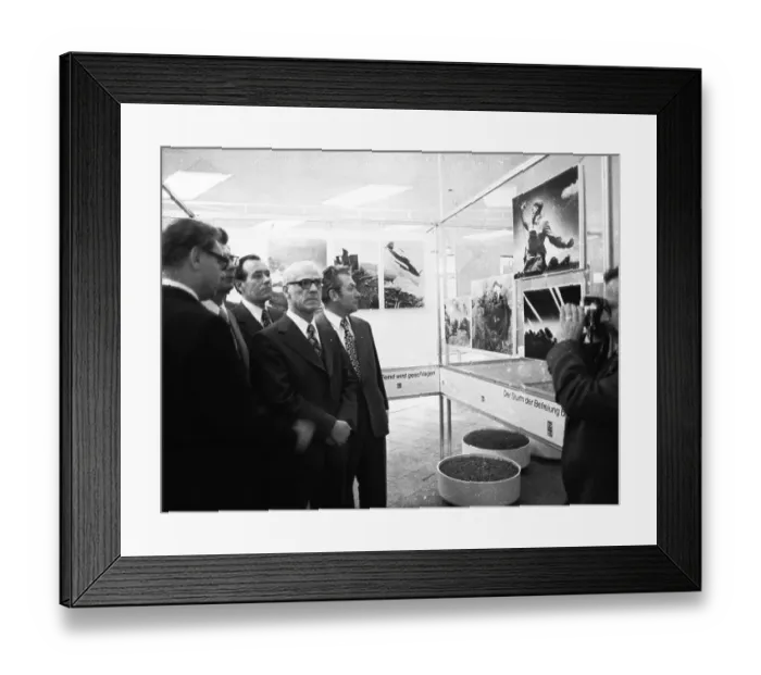 Framed Print : The Interpress was the eastern counterpart to the Worldpress here the jury Framed Print : The Interpress was the eastern counterpart to the Worldpress here the jury