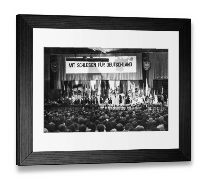 Framed Print : The meeting of the Landsmannschaft Schlesien der Vertriebenenverbaende on 16