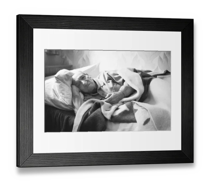 Framed Print : Resident and operation of an old people's home of the AWO (Arbeiterwohlfahrt) on 07 Framed Print : Resident and operation of an old people's home of the AWO (Arbeiterwohlfahrt) on 07