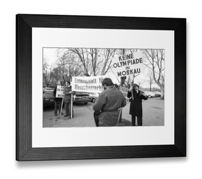 Framed Print : The Yes and No to the 1980 Moscow Olympics brought protesters to the Westfalenhalle on 20 Framed Print : The Yes and No to the 1980 Moscow Olympics brought protesters to the Westfalenhalle on 20
