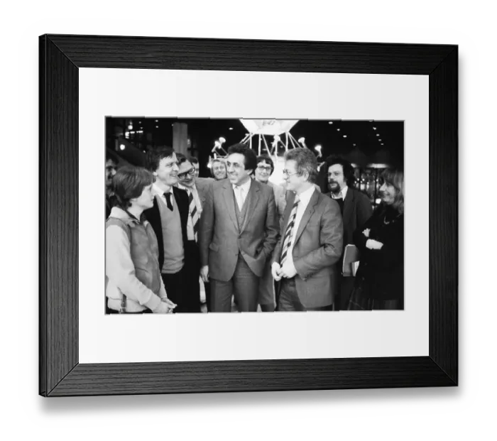 Framed Print : Two men meet for talks between East and West Framed Print : Two men meet for talks between East and West