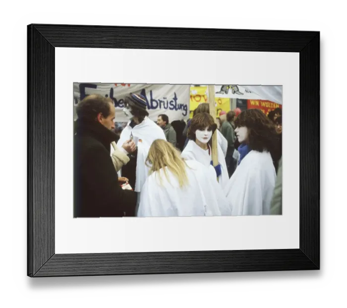 Framed Print : Ruhr area. Demonstration for peace and disarmament Framed Print : Ruhr area. Demonstration for peace and disarmament