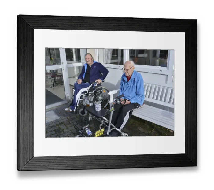 Framed Print : Exemplary care in old people's homes