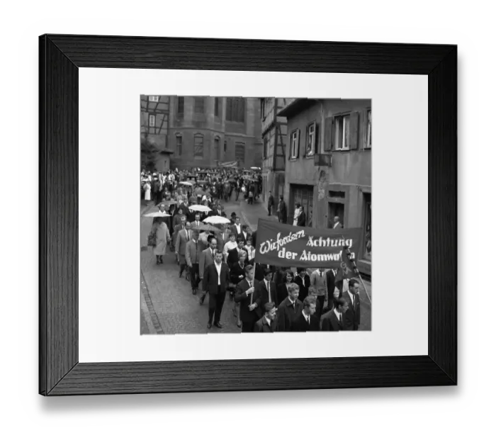 Framed Print : Against the emergency laws and for a respect of nuclear weapons a demonstration of the Industriegeselschaft Metall